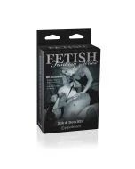 Fetish Fantasy Limited Edition Master & Servant Kit Caixa